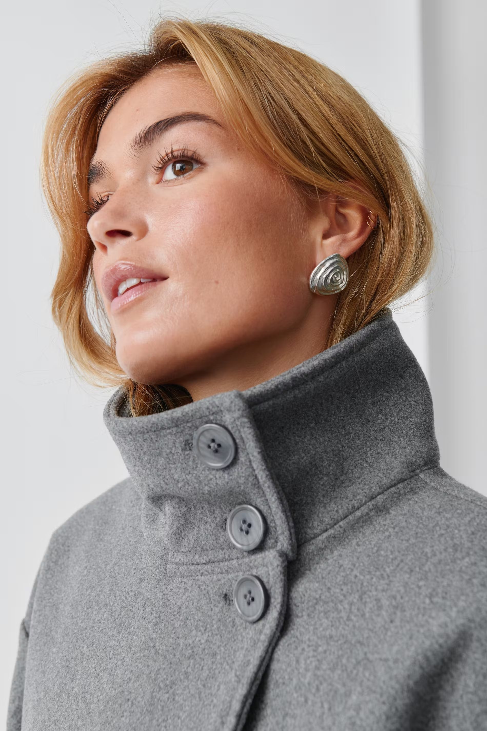 Claire wool coat High Neck