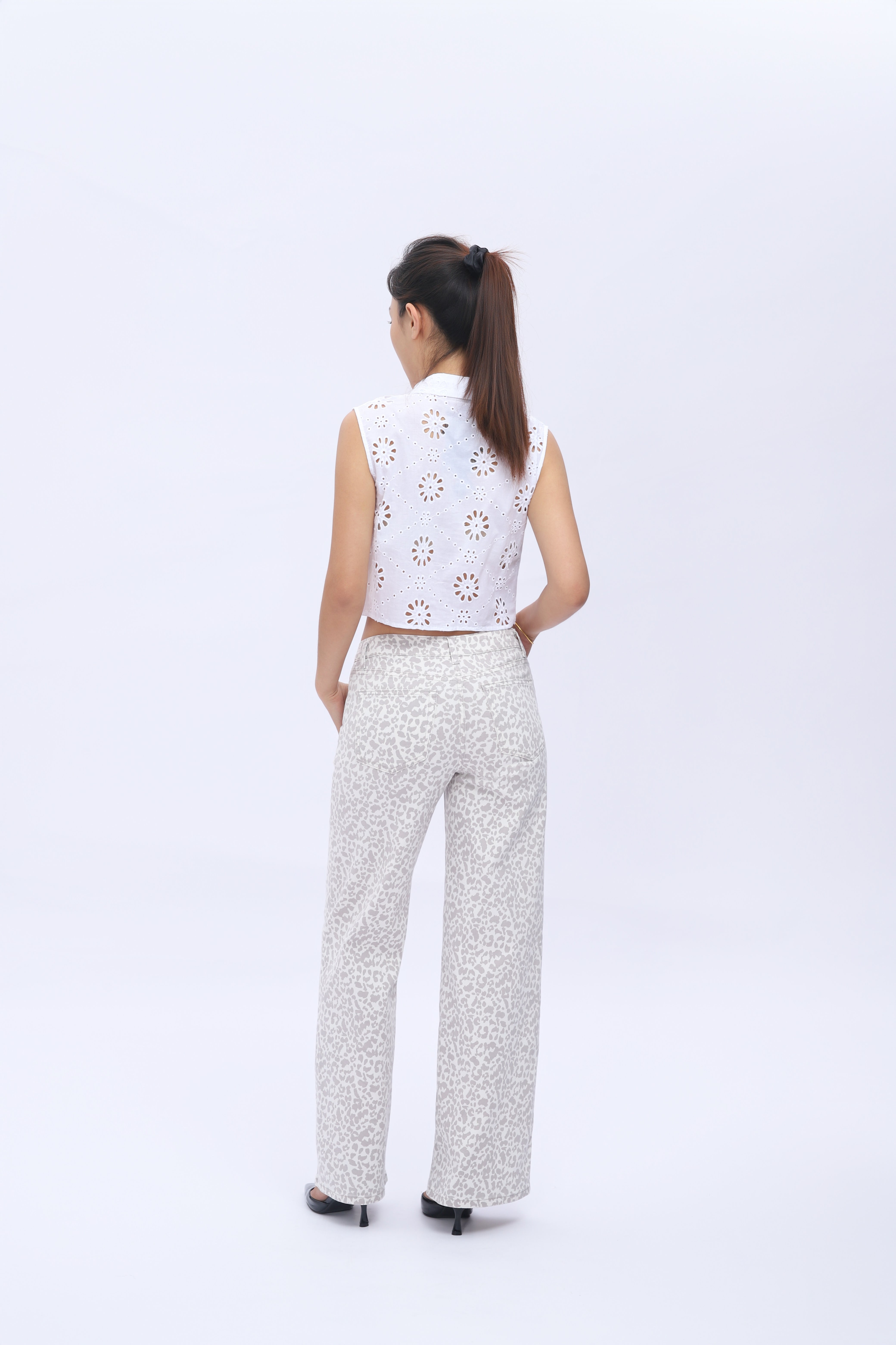 Mid-Low Rise Baggy Jeans